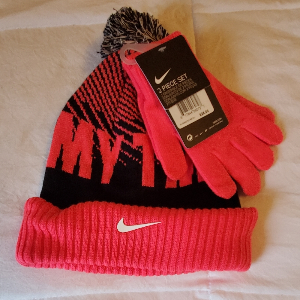 Nike hat set